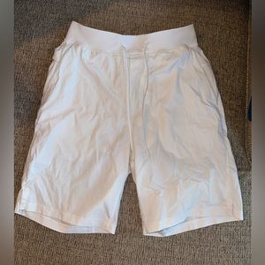 Lululemon Men’s Size SMALL short